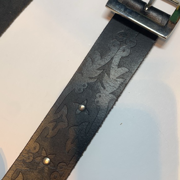 Studded leather belt - Picture 4 of 6